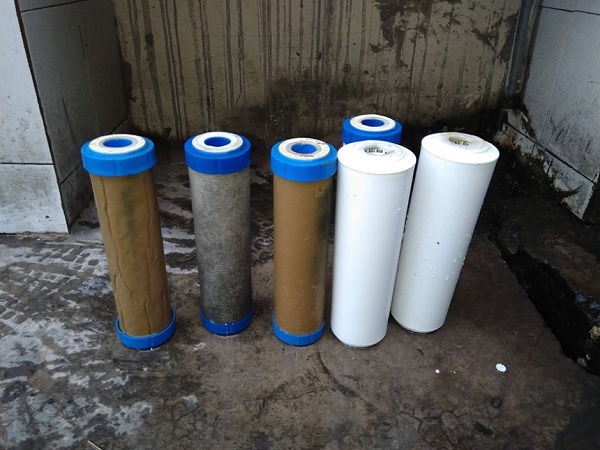 5 Dấu Hiệu Cảnh Báo Gia Đình Bạn Phải Thay Lõi Lọc Máy Lọc Nước