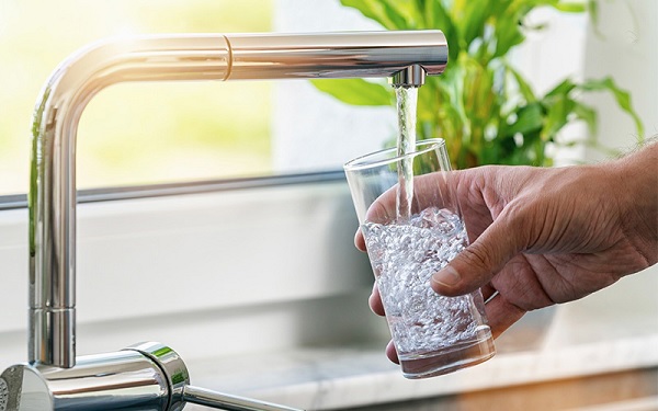 Cách Xử Lý Máy Lọc Nước Gia Đình Gặp Trục Trặc Bọt Khí Khi Sử Dụng