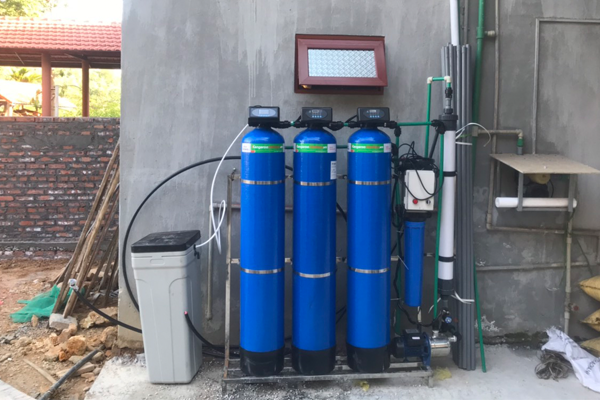 Có Nên Lắp Đặt Máy Lọc Nước Tổng Sinh Hoạt Gia Đình?