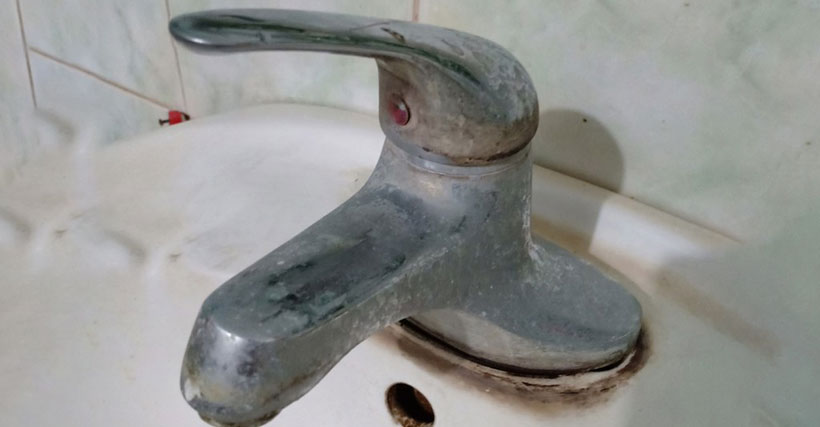 Nguyên nhân khiến vòi nước bị rỉ và cách xử lý vòi nước bị rỉ