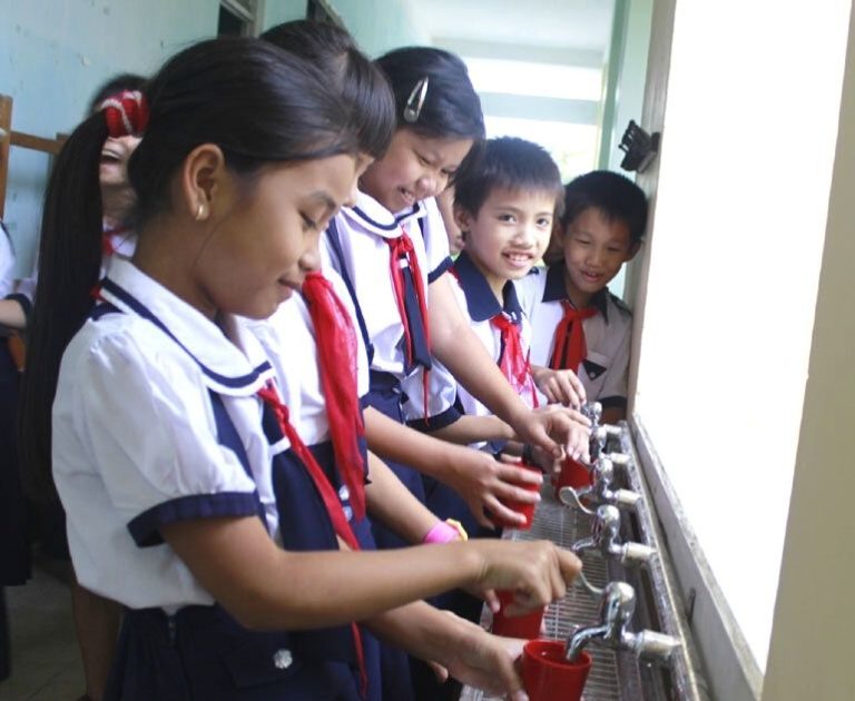 Kinh Nghiệm Chọn Mua Máy Lọc Nước Tổng Cho Trường Học