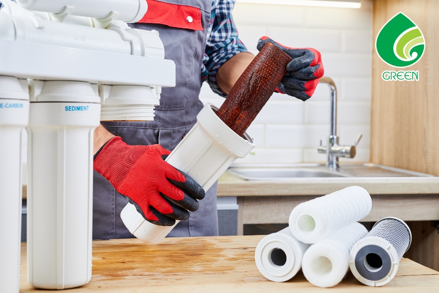 Máy Lọc Nước Cho Hệ Thống Nước Sinh Hoạt: Chọn Sao Cho Đúng