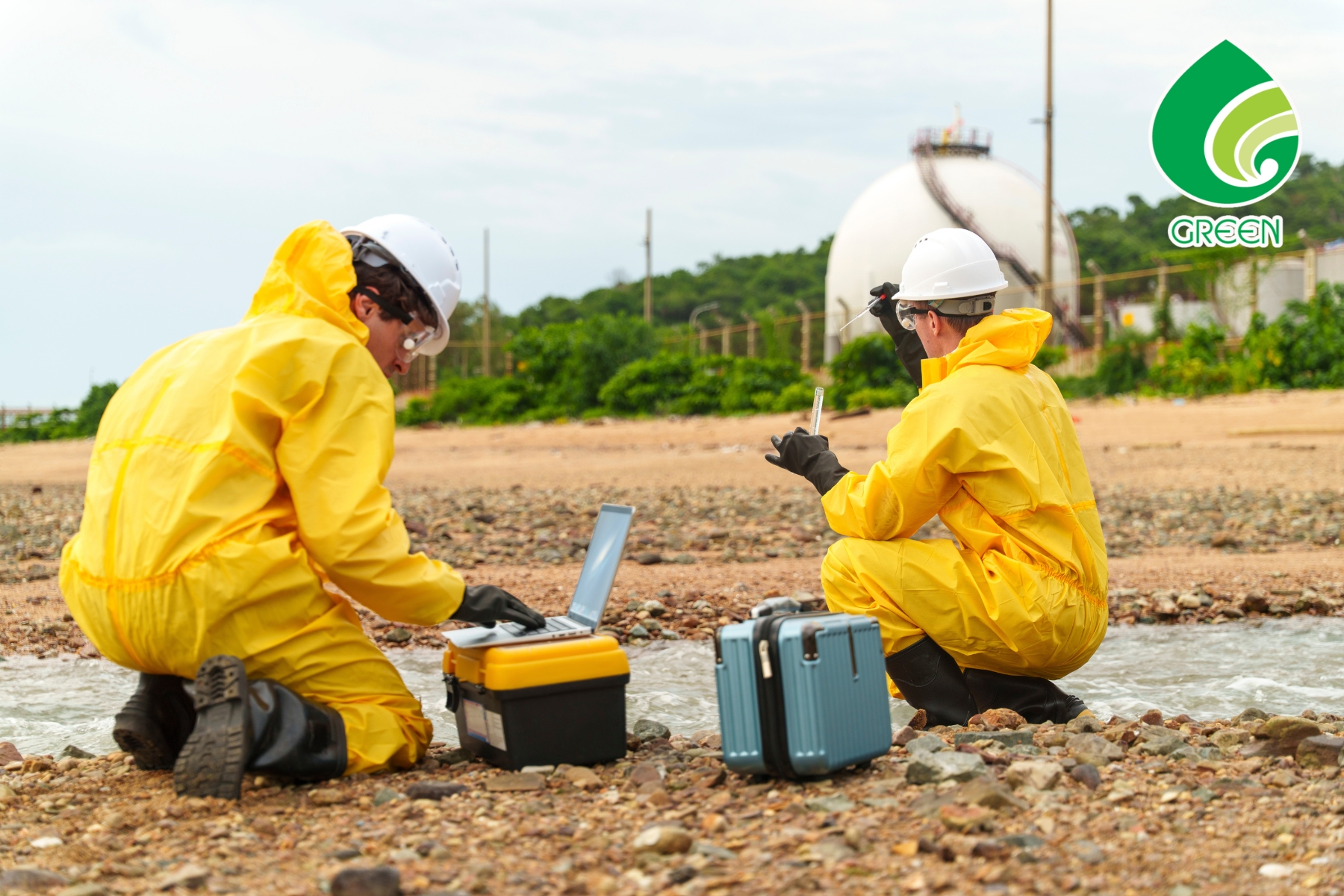 Tại Sao Doanh Nghiệp Không Thể Thờ Ơ Với Vấn Đề Giám Sát Môi Trường Cho Nhà Máy?