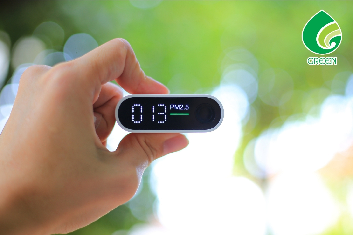 Gia Đình Bạn Cần Thiết Bị Giám Sát Chất Lượng Không Khí Không? Đây Là Lý Do!