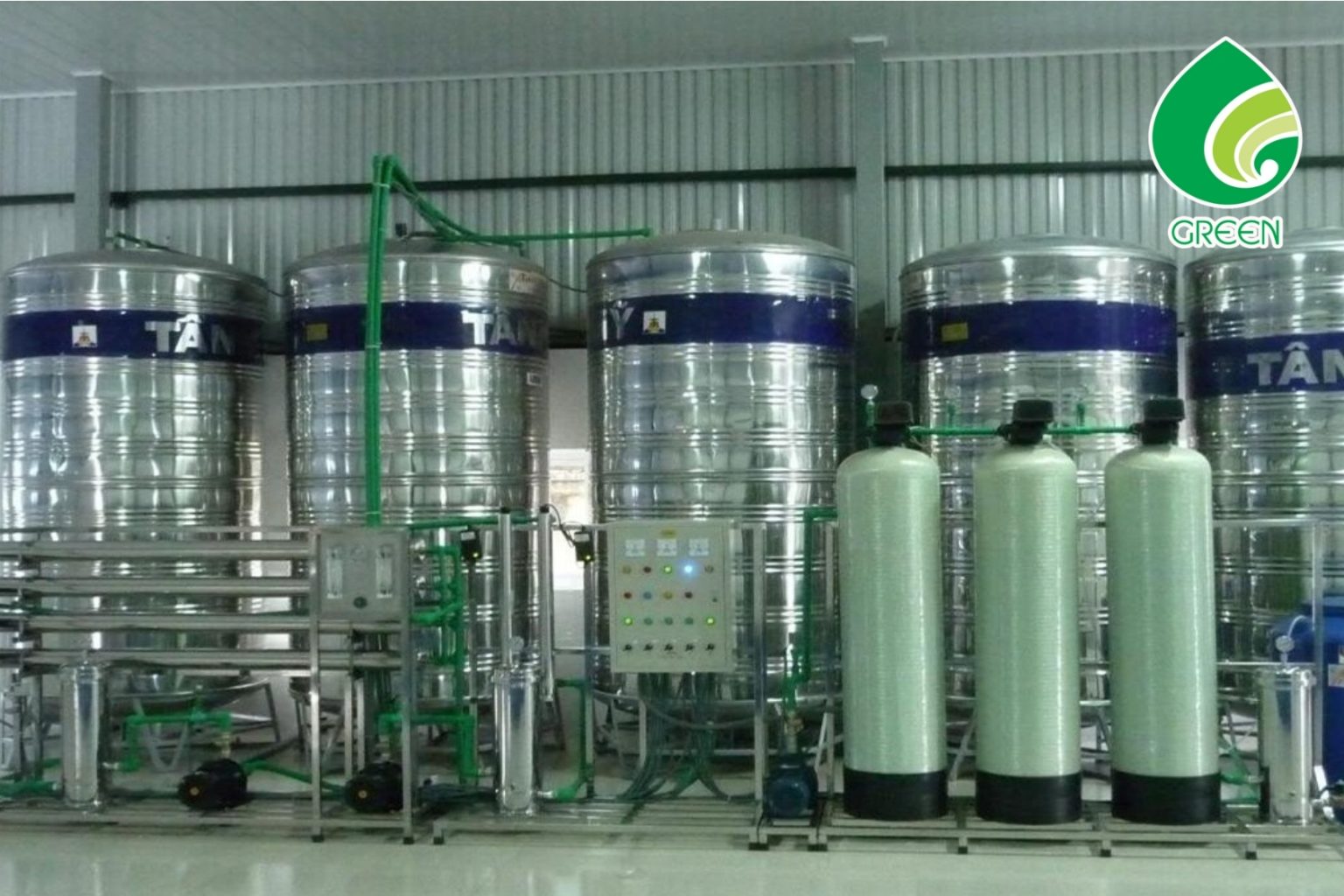 Hệ Thống Xử Lý Nước Thải RO Hoạt Động Thế Nào? Giải Pháp Tối Ưu Cho Doanh Nghiệp!