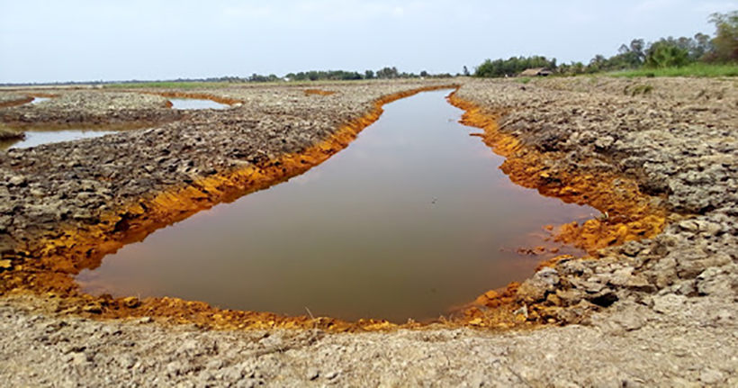 Nước nhiễm phèn