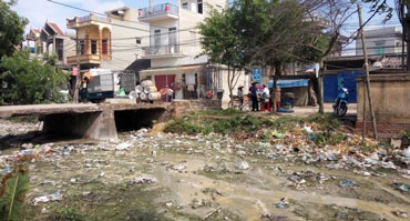 Ô nhiễm bủa vây làng tái chế nhôm Bình Yên